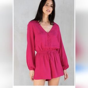 Pink long‎ sleeve short romper jumper SZ M